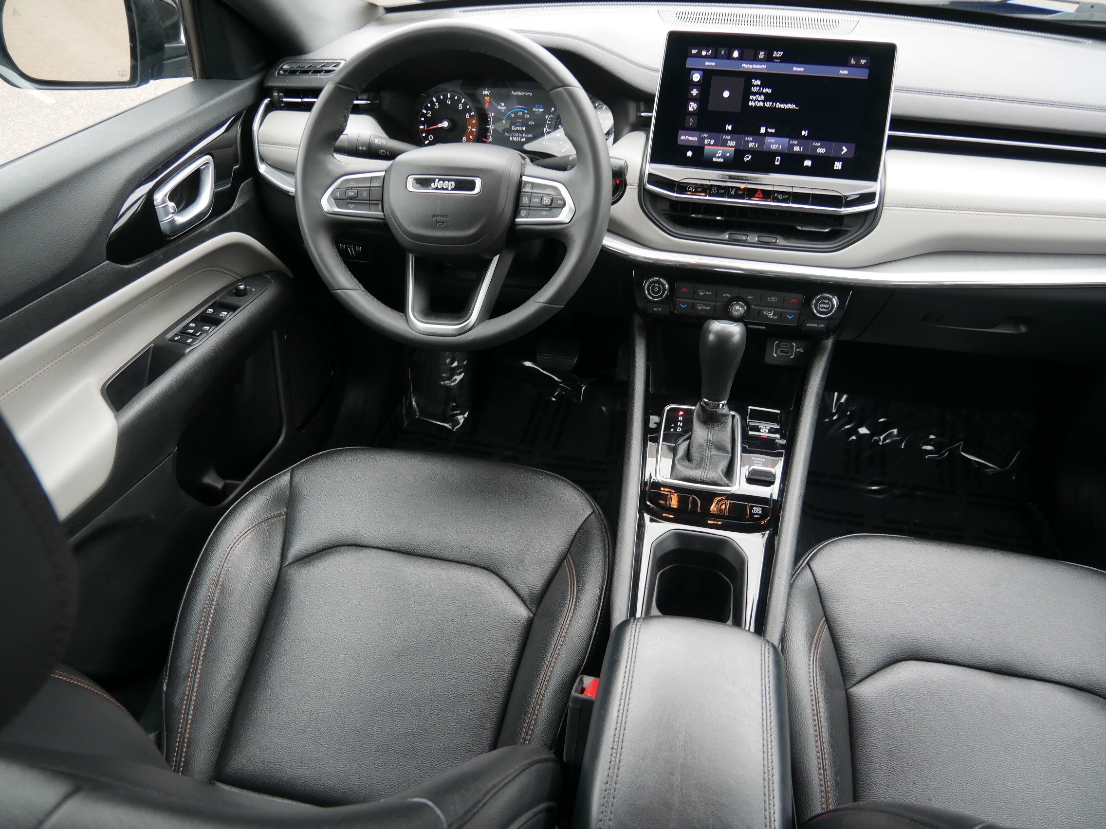 Used 2024 Jeep Compass Limited AWD/4WD image 9