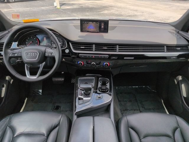 Used 2019 Audi Q7 3.0T Premium w/ Convenience Package AWD/4WD image 17