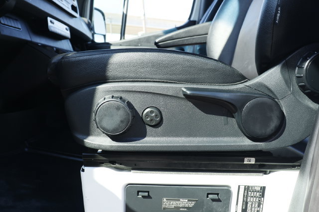 Used 2024 Mercedes-Benz Sprinter 2500 image 13