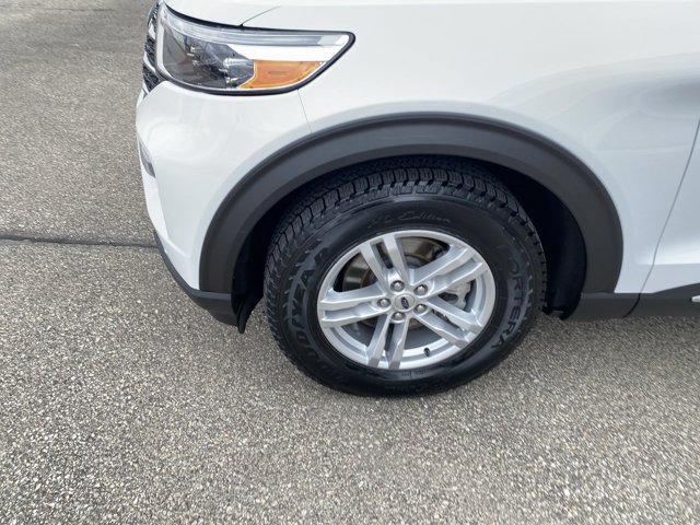 Certified 2024 Ford Explorer XLT w/ Equipment Group 202A AWD/4WD image 10