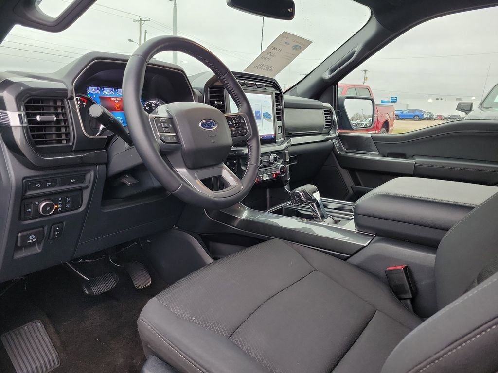 Certified 2022 Ford F150 XLT w/ Equipment Group 302A High image 20