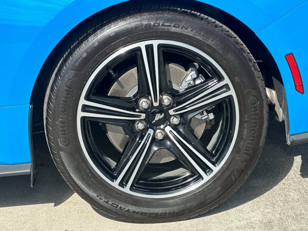 Certified 2025 Ford Mustang Coupe RWD image 25
