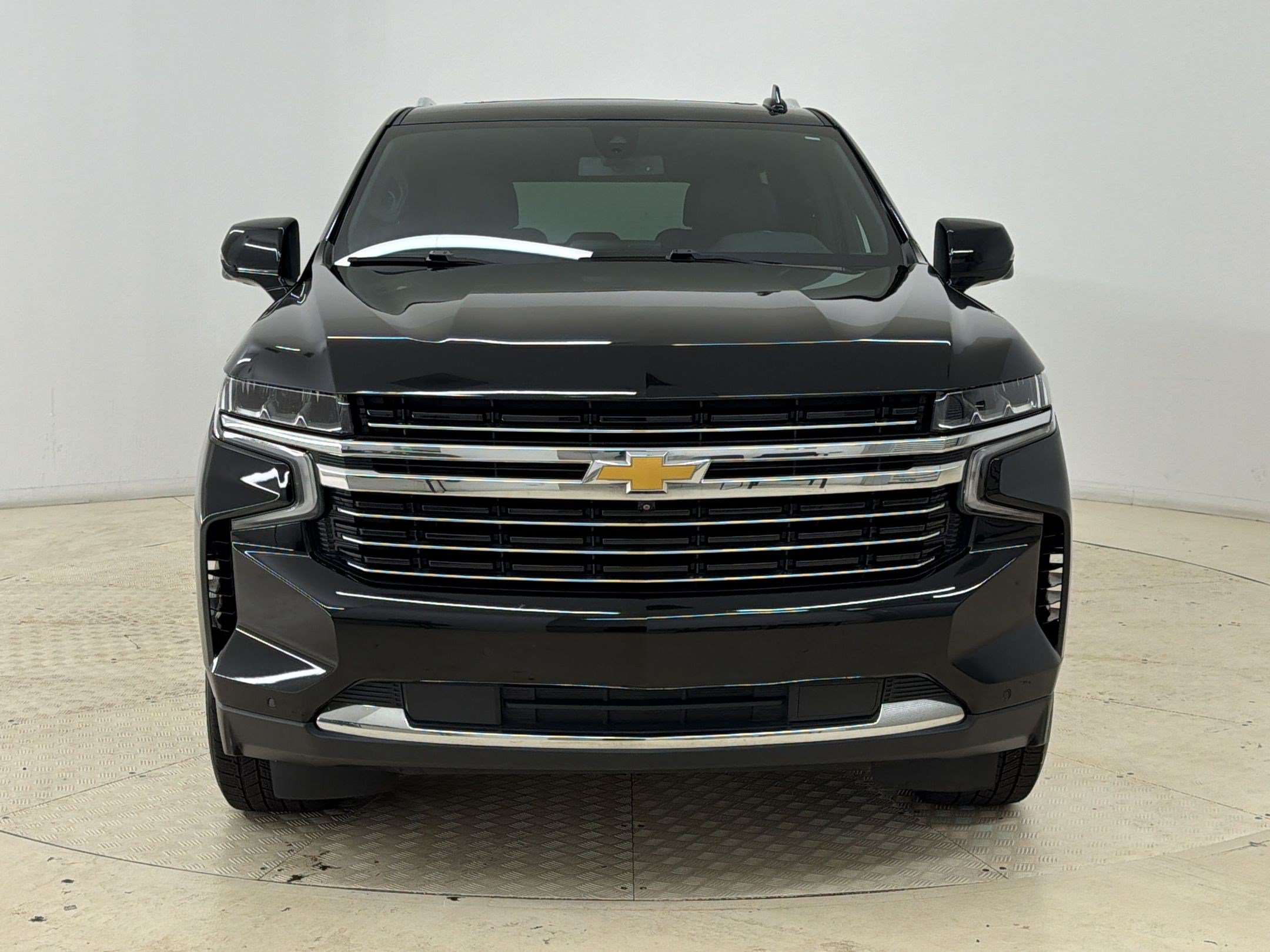Used 2022 Chevrolet Tahoe LT w/ LT Signature Package AWD/4WD image 6