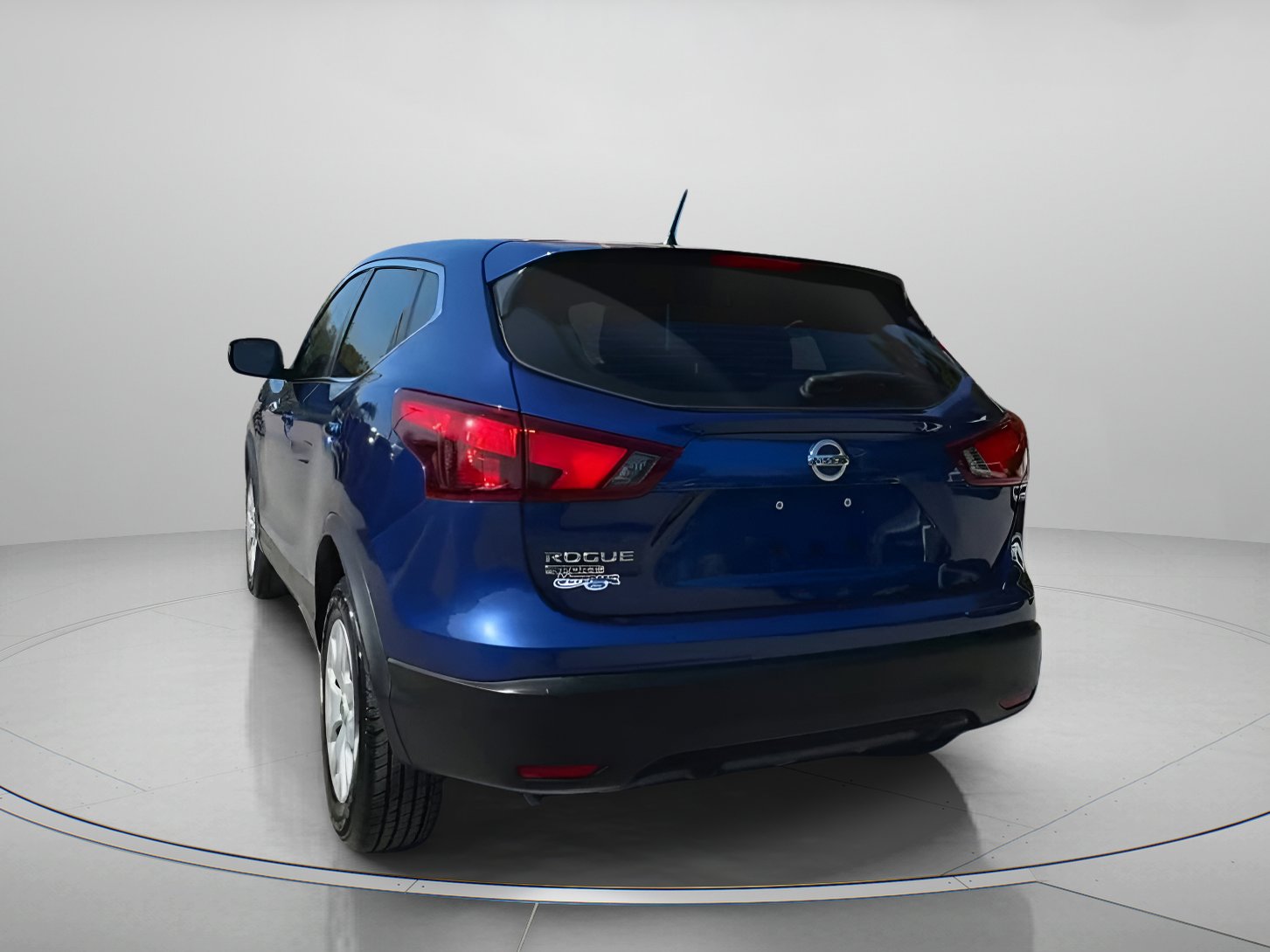 Used 2019 Nissan Rogue Sport S image 23