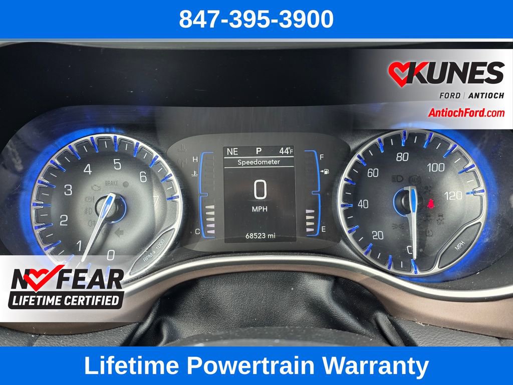 Used 2022 Chrysler Voyager LX FWD image 50