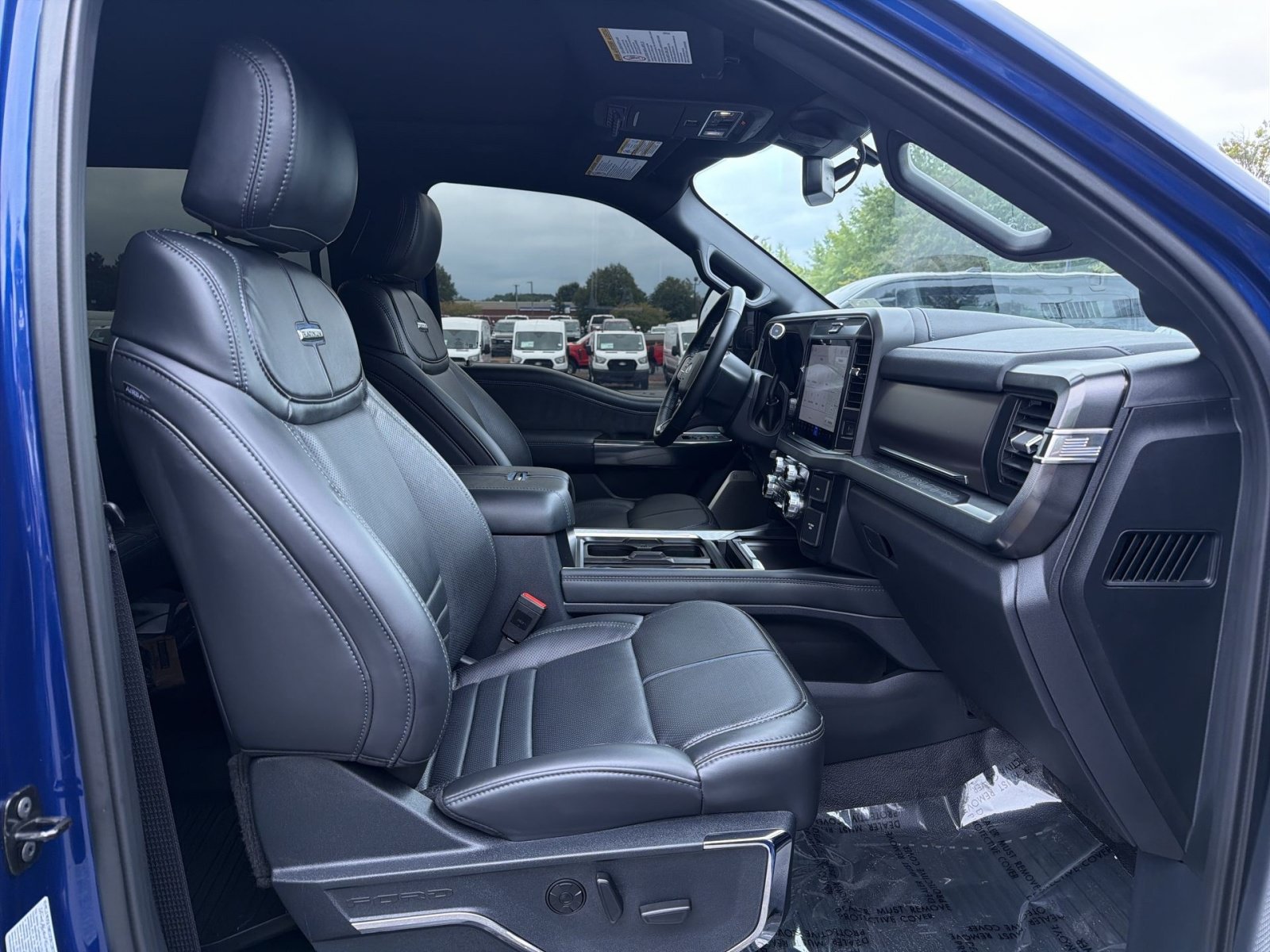 Certified 2026 Ford F450 Platinum w/ FX4 Off-Road Package AWD/4WD image 24