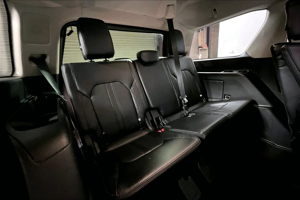 Certified 2021 Ford Expedition Platinum image 23