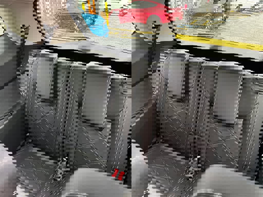 Used 2024 Volkswagen Atlas SE image 19