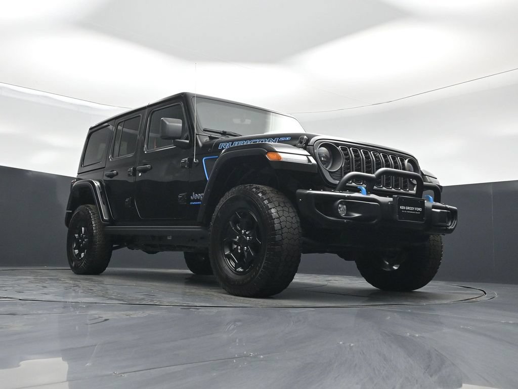 Used 2023 Jeep Wrangler Unlimited Rubicon 4xe AWD/4WD image 47