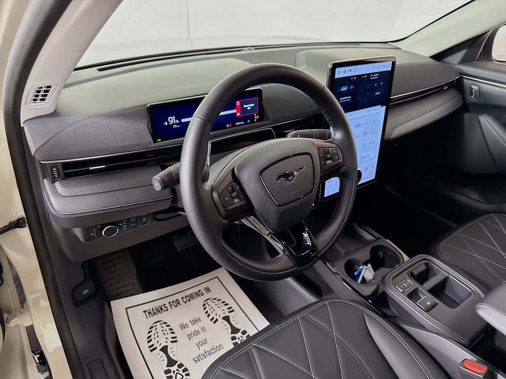 Certified 2025 Ford Mustang Mach-E Select w/ Comfort Package Lite image 13