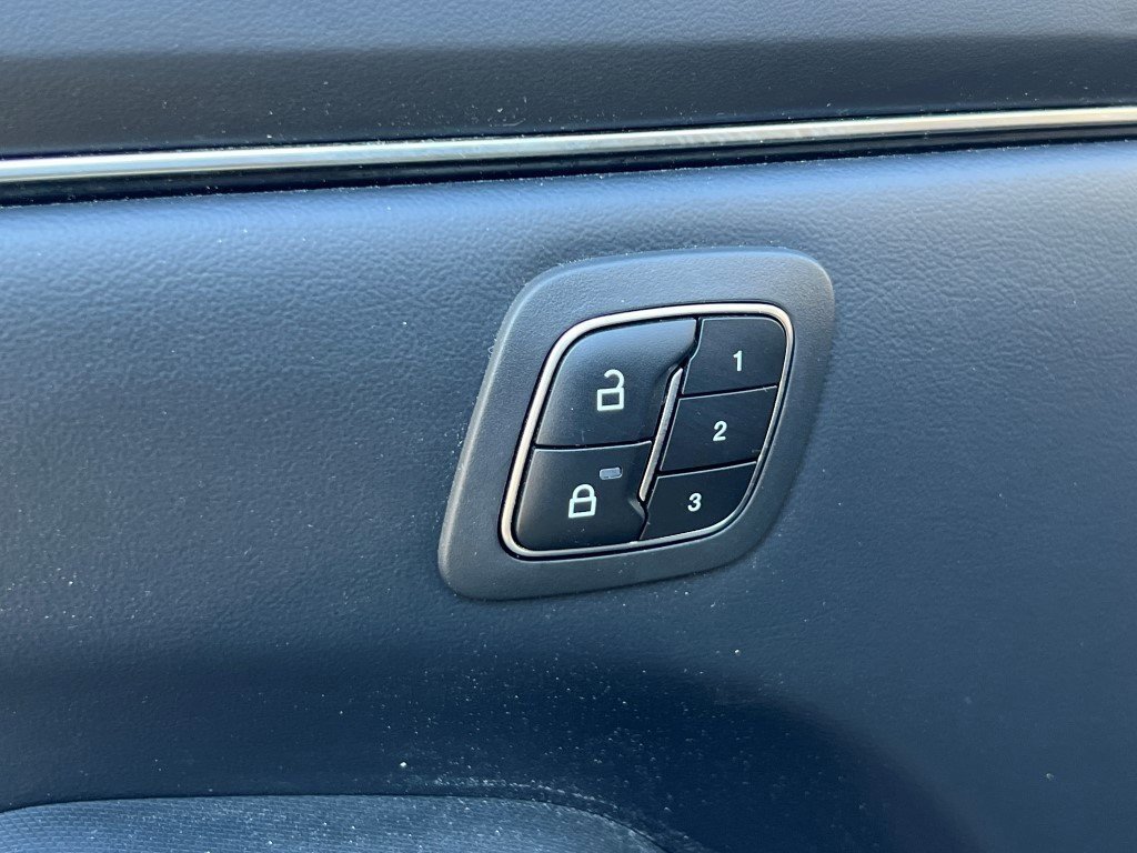 Certified 2023 Ford Mustang Mach-E Premium image 17