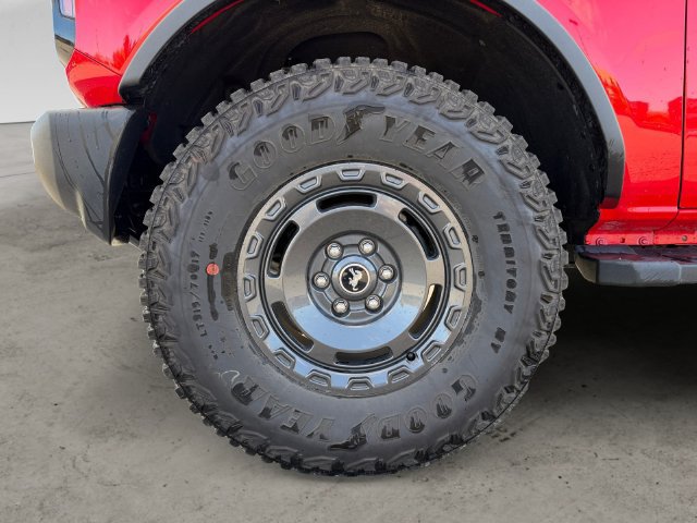 Certified 2024 Ford Bronco Outer Banks AWD/4WD image 9