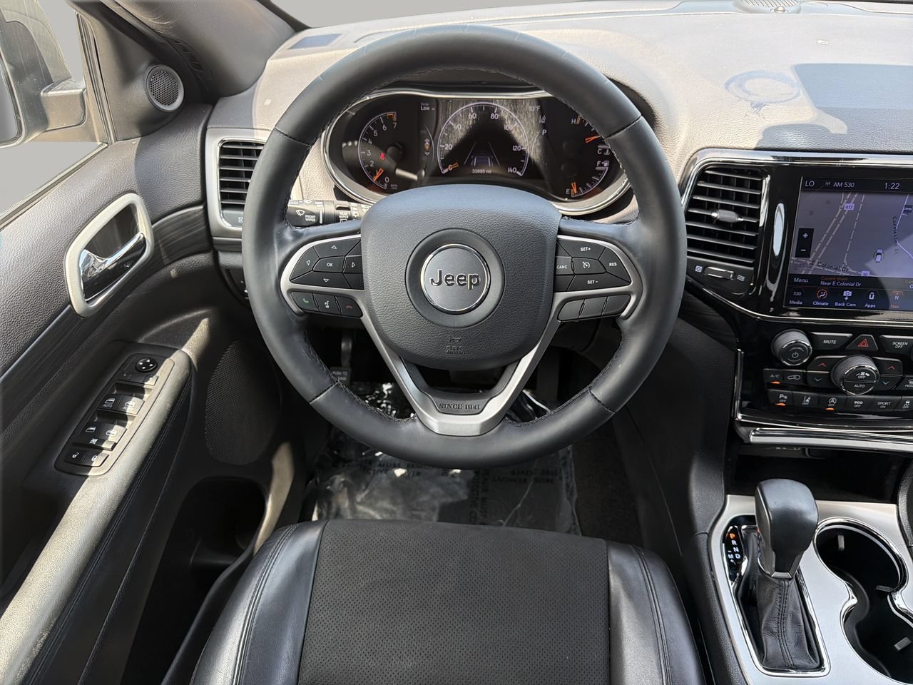 Used 2021 Jeep Grand Cherokee Laredo X AWD/4WD image 15