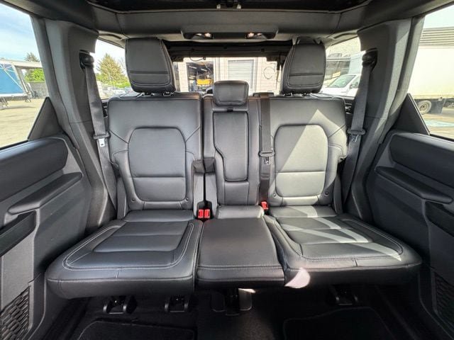 Certified 2025 Ford Bronco Outer Banks AWD/4WD image 34