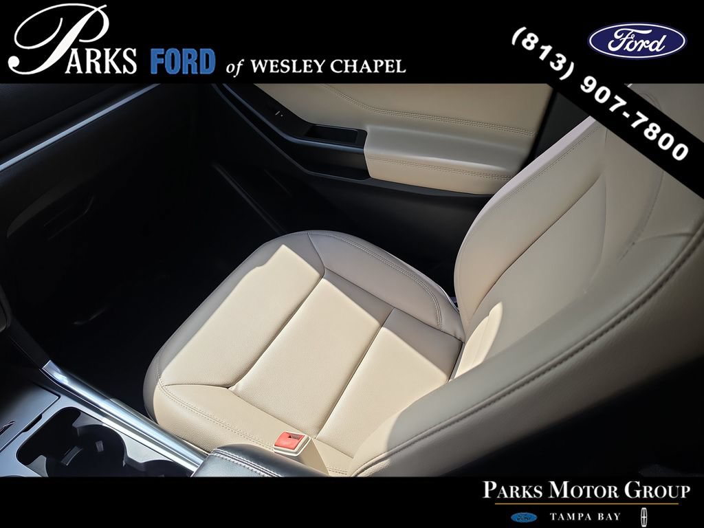 Certified 2020 Ford Explorer XLT w/ Equipment Group 202A RWD image 14