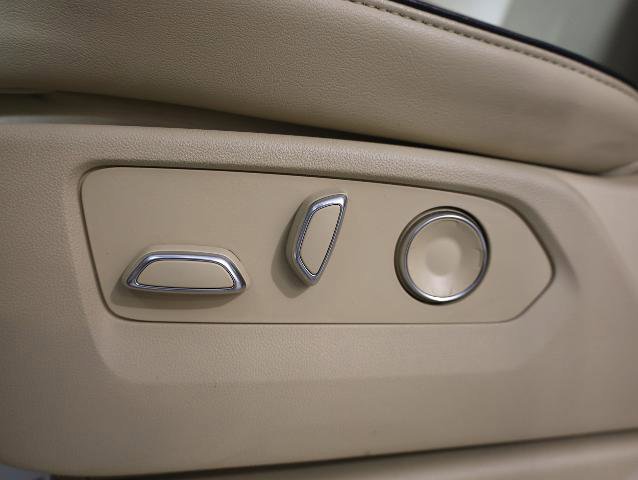 Used 2023 Cadillac Escalade ESV Premium Luxury w/ LPO, Illumination Package image 23