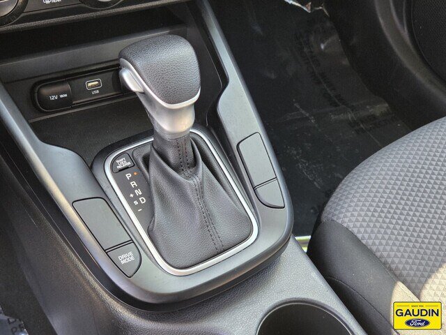 Used 2025 Kia Soul LX w/ LX Technology Package FWD image 24