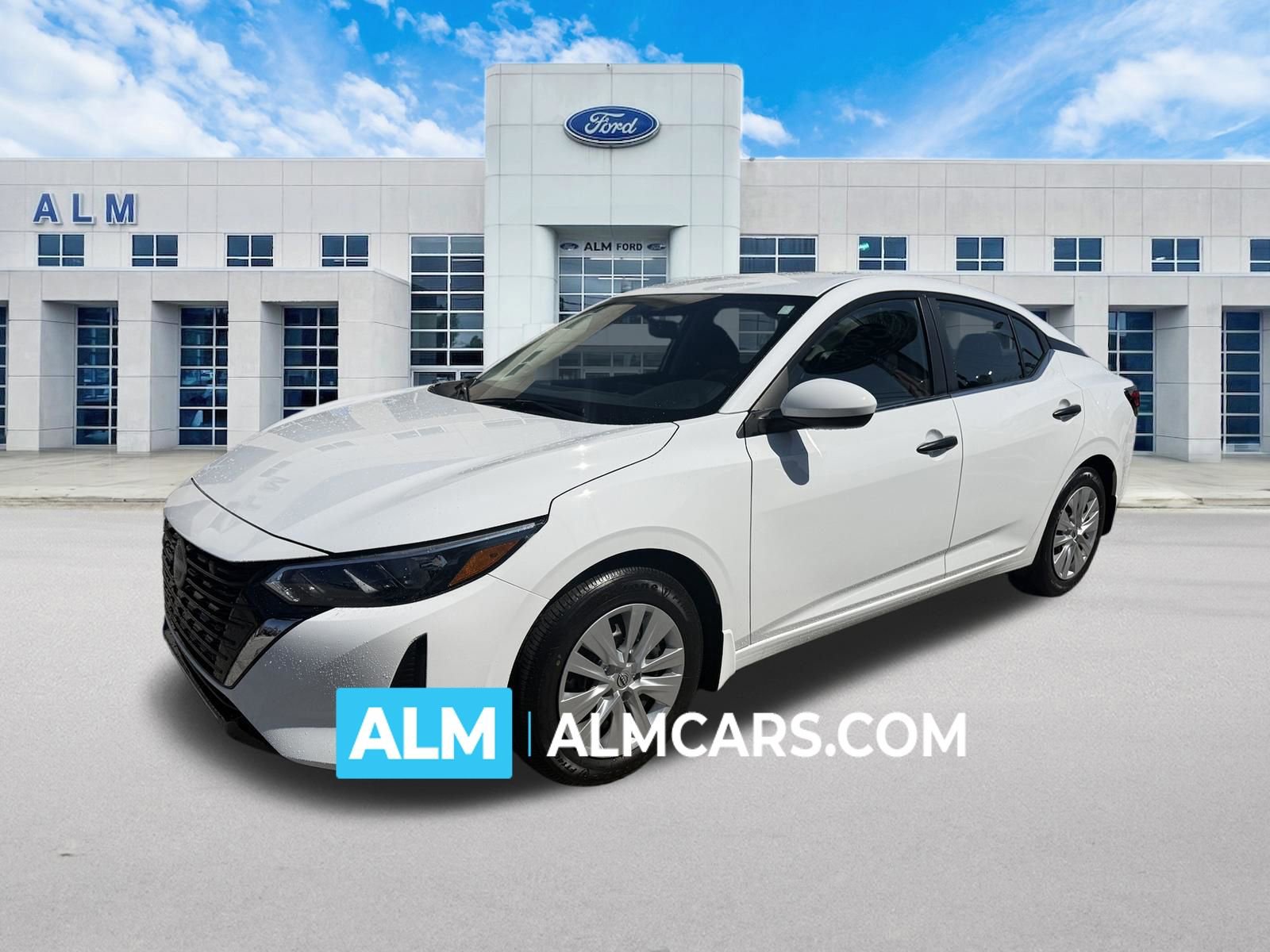 Used 2025 Nissan Sentra S image 1