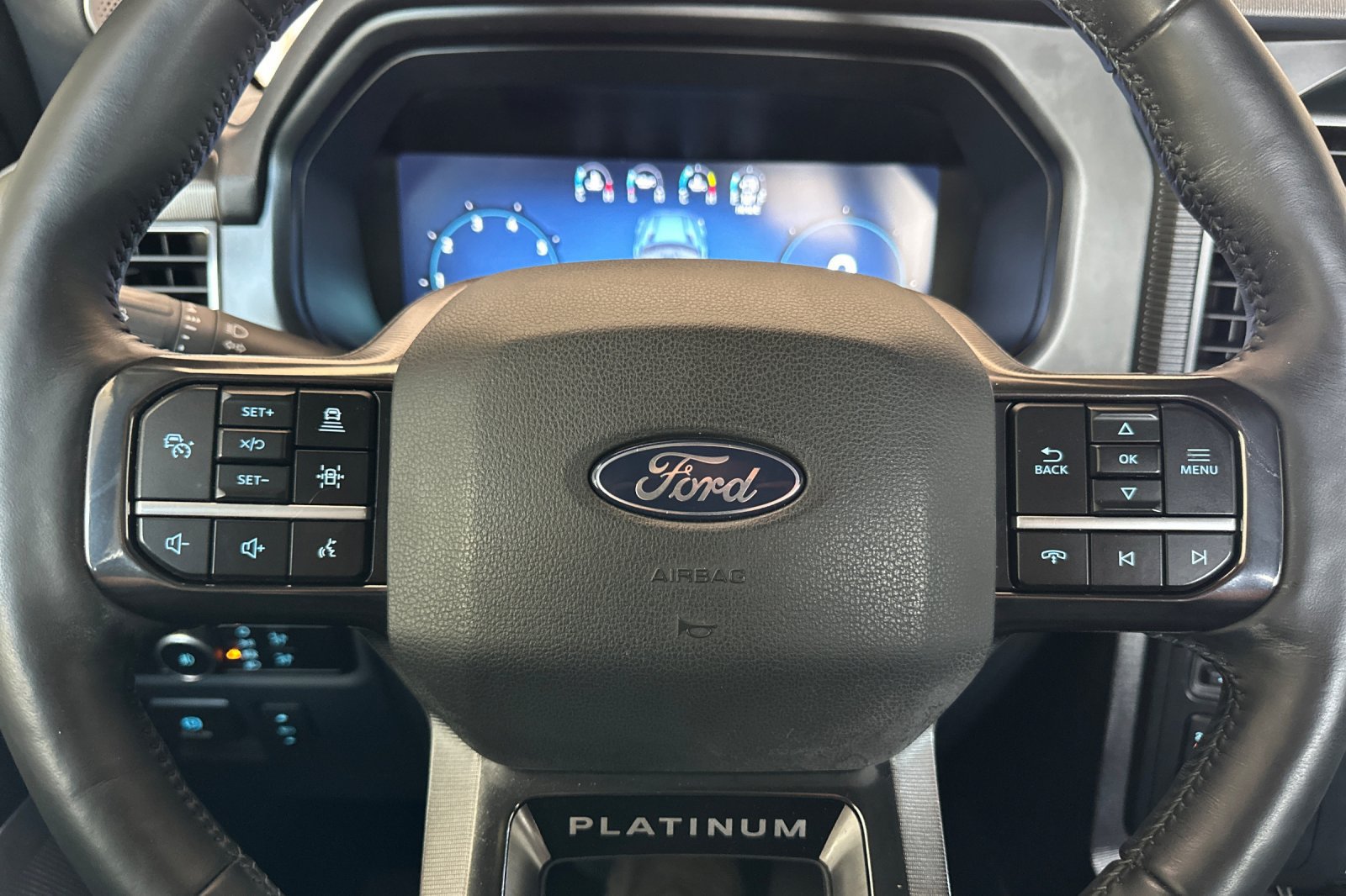 Certified 2024 Ford F150 Platinum w/ Equipment Group 702A High AWD/4WD image 24