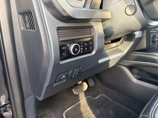 Certified 2025 Ford F450 Platinum AWD/4WD image 28