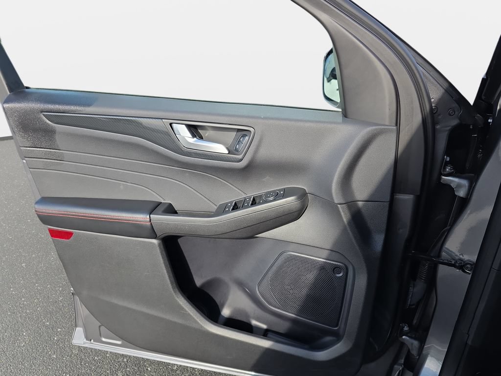 Certified 2023 Ford Escape ST-Line w/ Tech Pack #1 FWD image 22