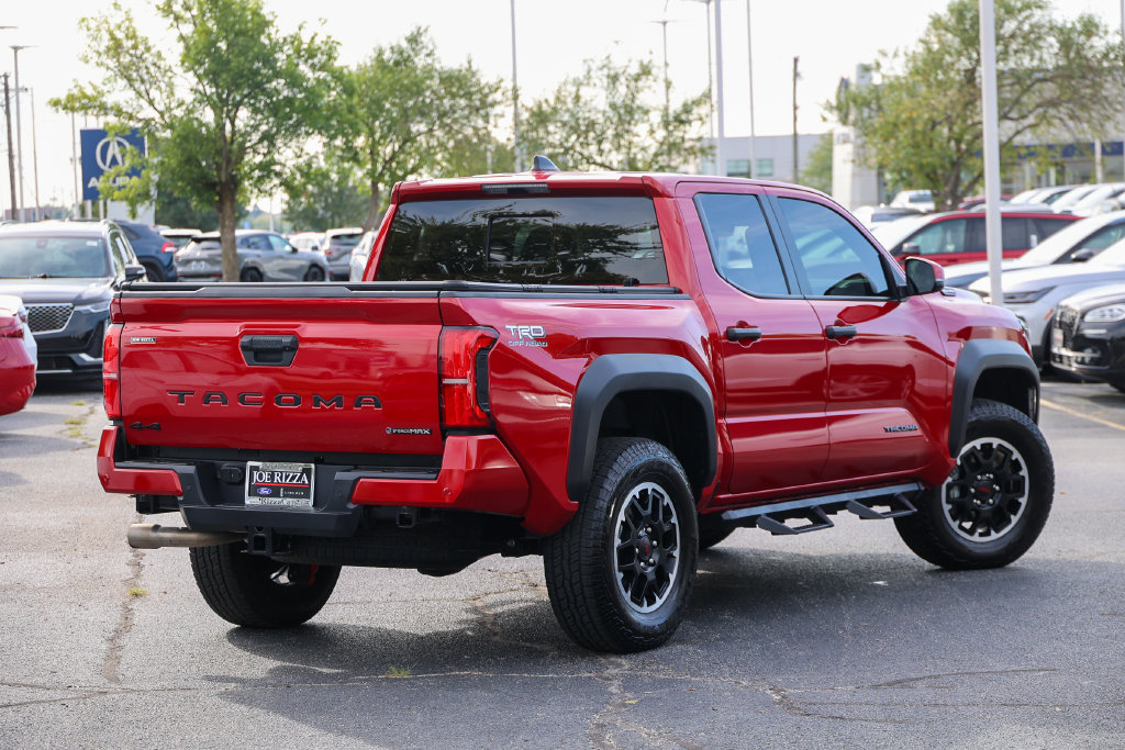 Used 2025 Toyota Tacoma TRD Off-Road w/ TRD Off Road Upgrade Package AWD/4WD image 32