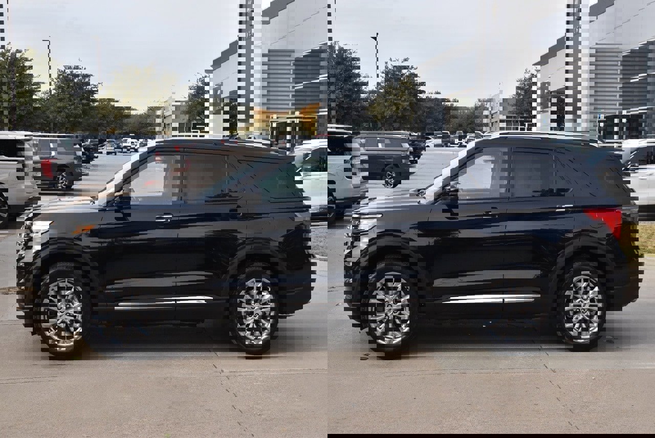 Certified 2023 Ford Explorer Limited image 12