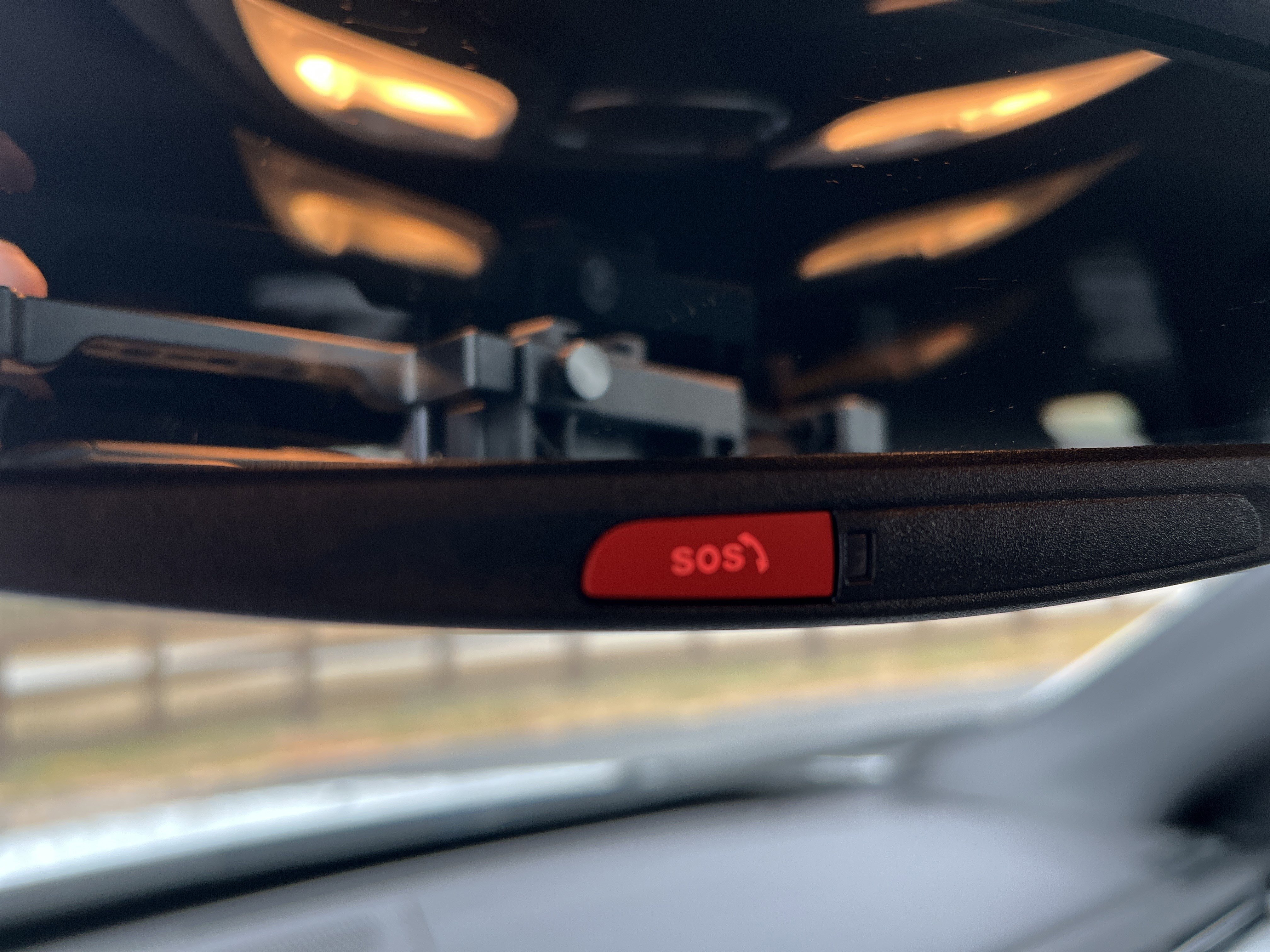 Used 2024 Jeep Compass Latitude image 23