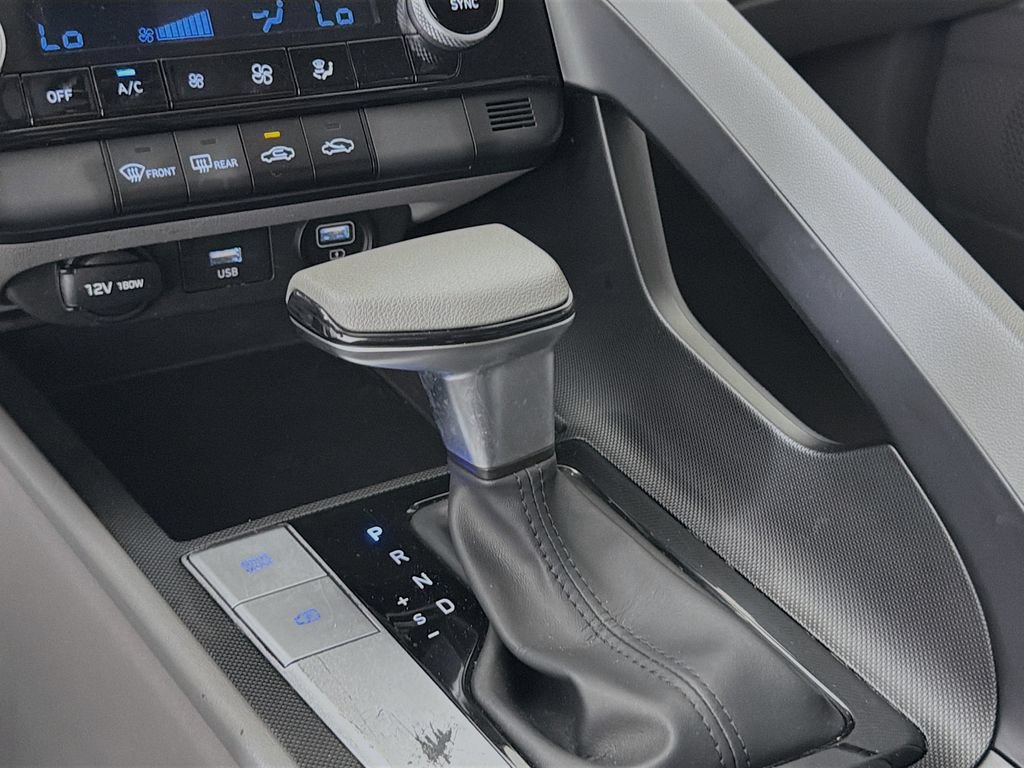 Used 2023 Hyundai Elantra SEL FWD image 19