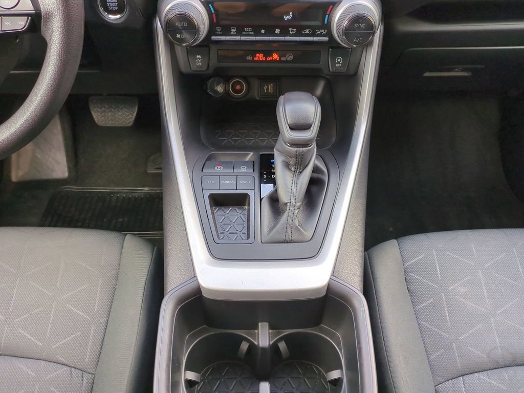 Used 2024 Toyota RAV4 XLE image 23