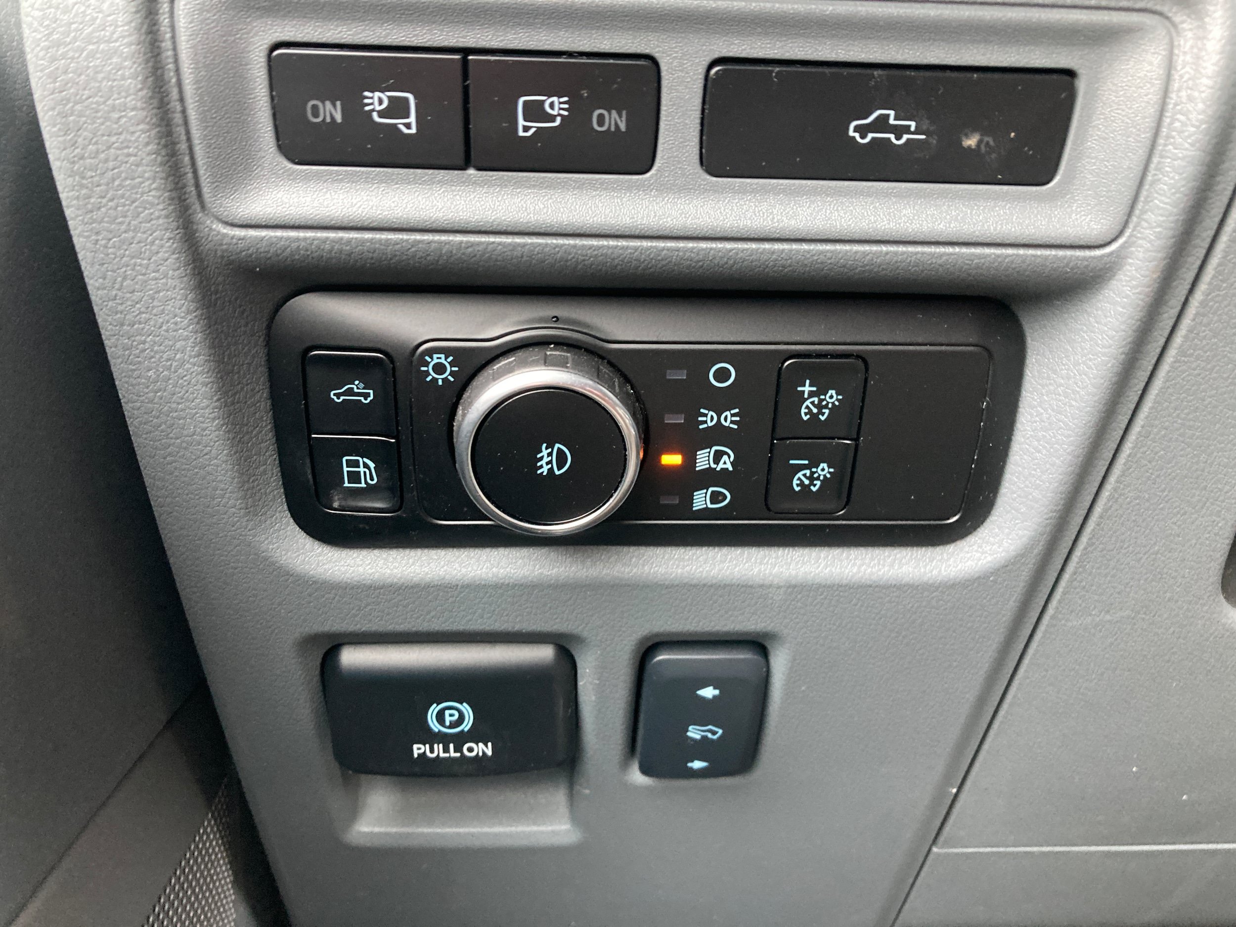 Certified 2024 Ford F150 Lariat w/ Bed Utility Package AWD/4WD image 24
