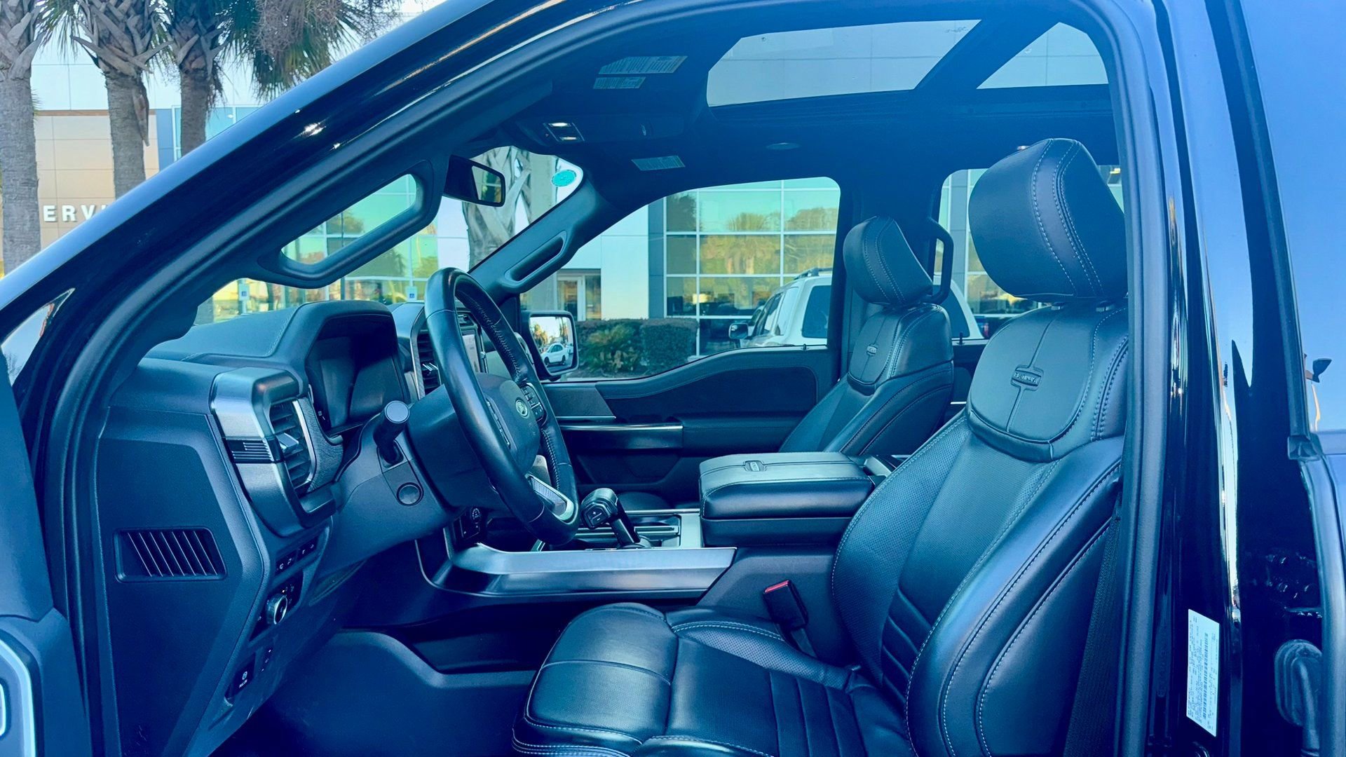 Certified 2023 Ford F150 Platinum w/ Equipment Group 701A High image 27