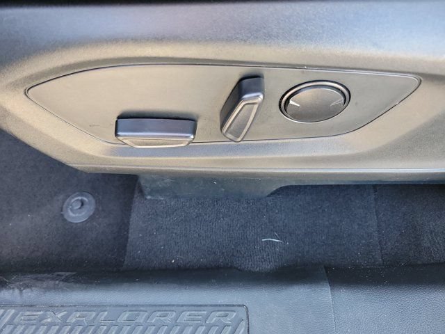 Certified 2023 Ford Explorer XLT w/ Equipment Group 202A RWD image 24