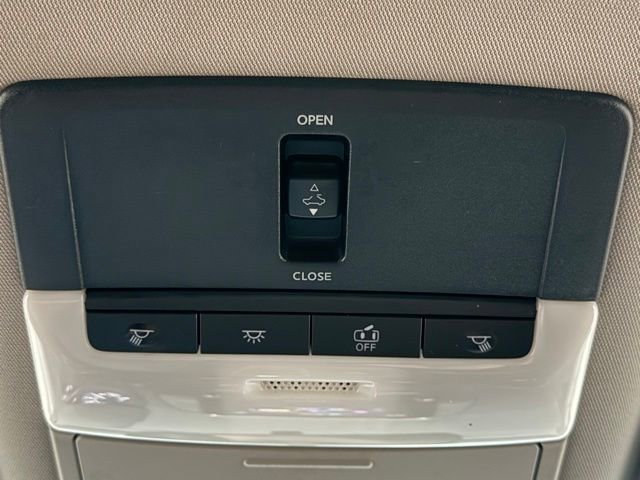 Used 2021 Nissan Altima 2.5 SR w/ SR Premium Package FWD image 31