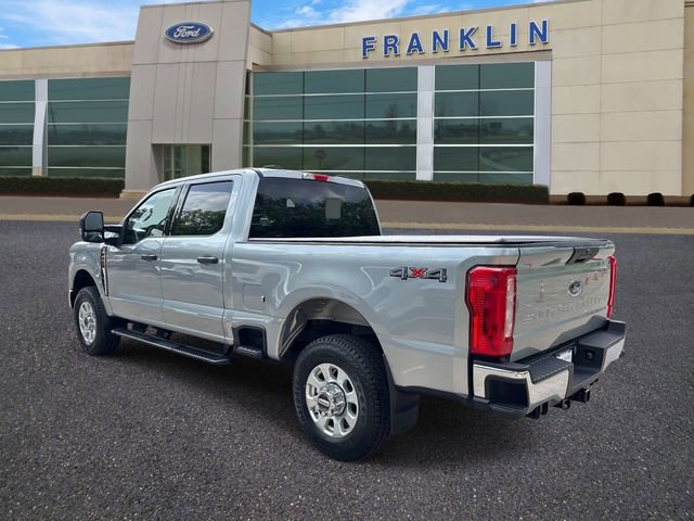 Certified 2023 Ford F250 XLT image 3