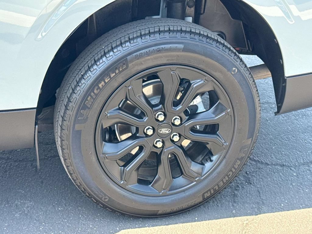 Certified 2023 Ford Maverick Lariat w/ Lariat Luxury Package AWD/4WD image 30