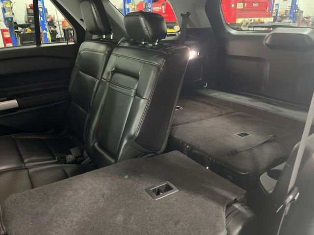 Certified 2023 Ford Explorer XLT w/ Equipment Group 202A AWD/4WD image 47