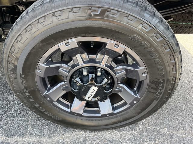 Certified 2024 Ford F250 Lariat w/ Lariat Ultimate Package AWD/4WD image 14