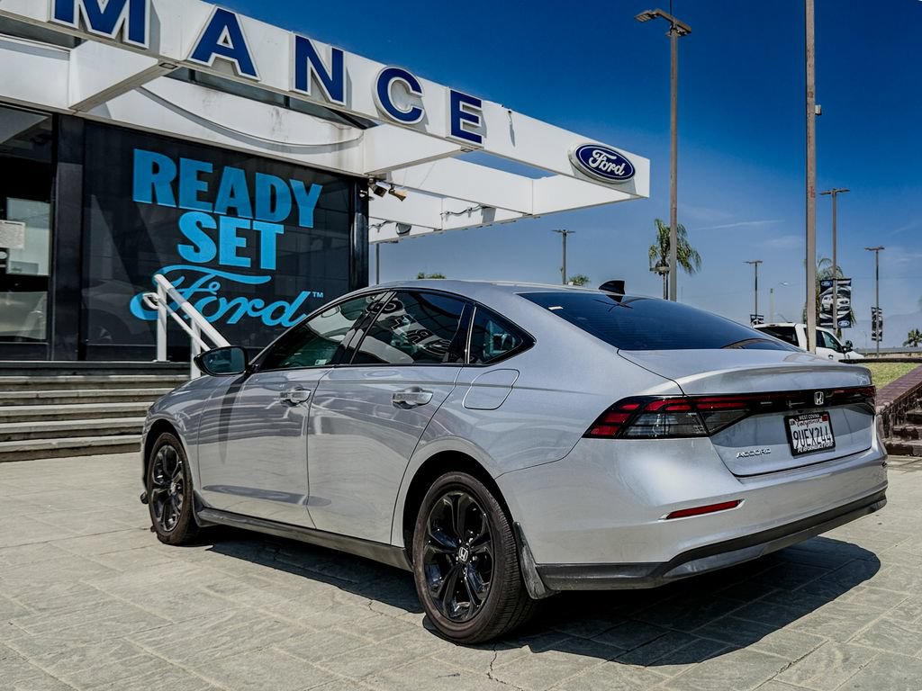 Used 2025 Honda Accord SE image 7