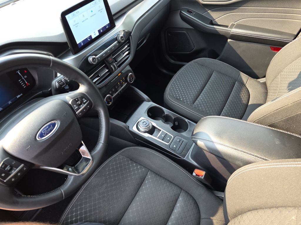 Certified 2023 Ford Escape Active FWD image 22