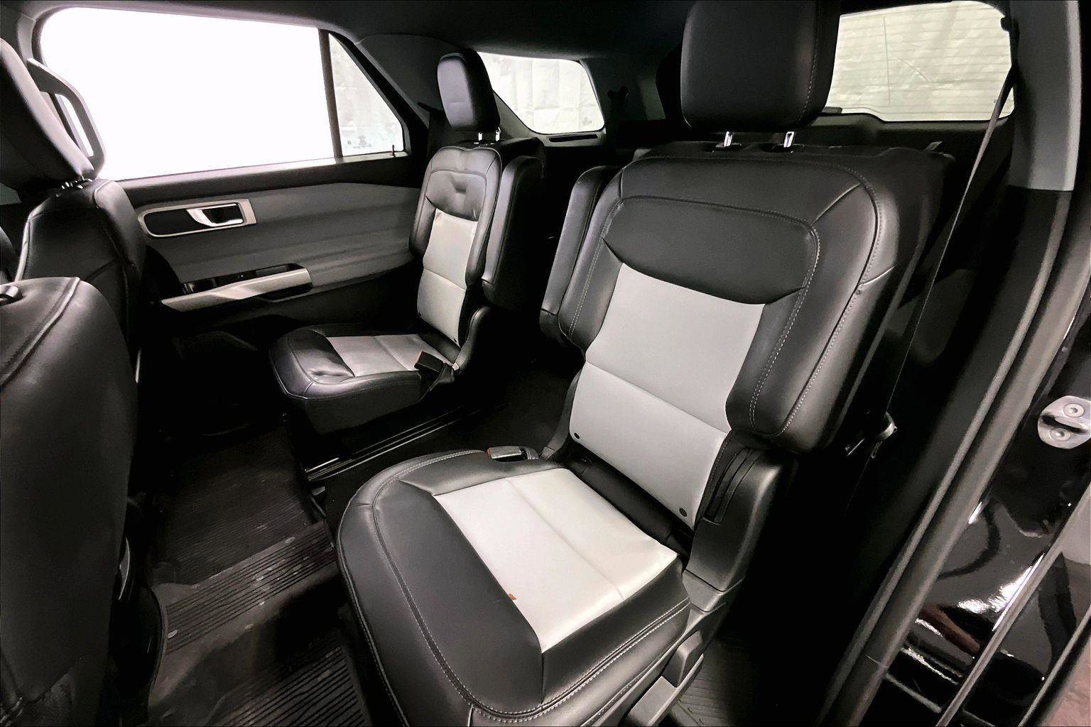 Certified 2023 Ford Explorer XLT w/ Equipment Group 202A image 25