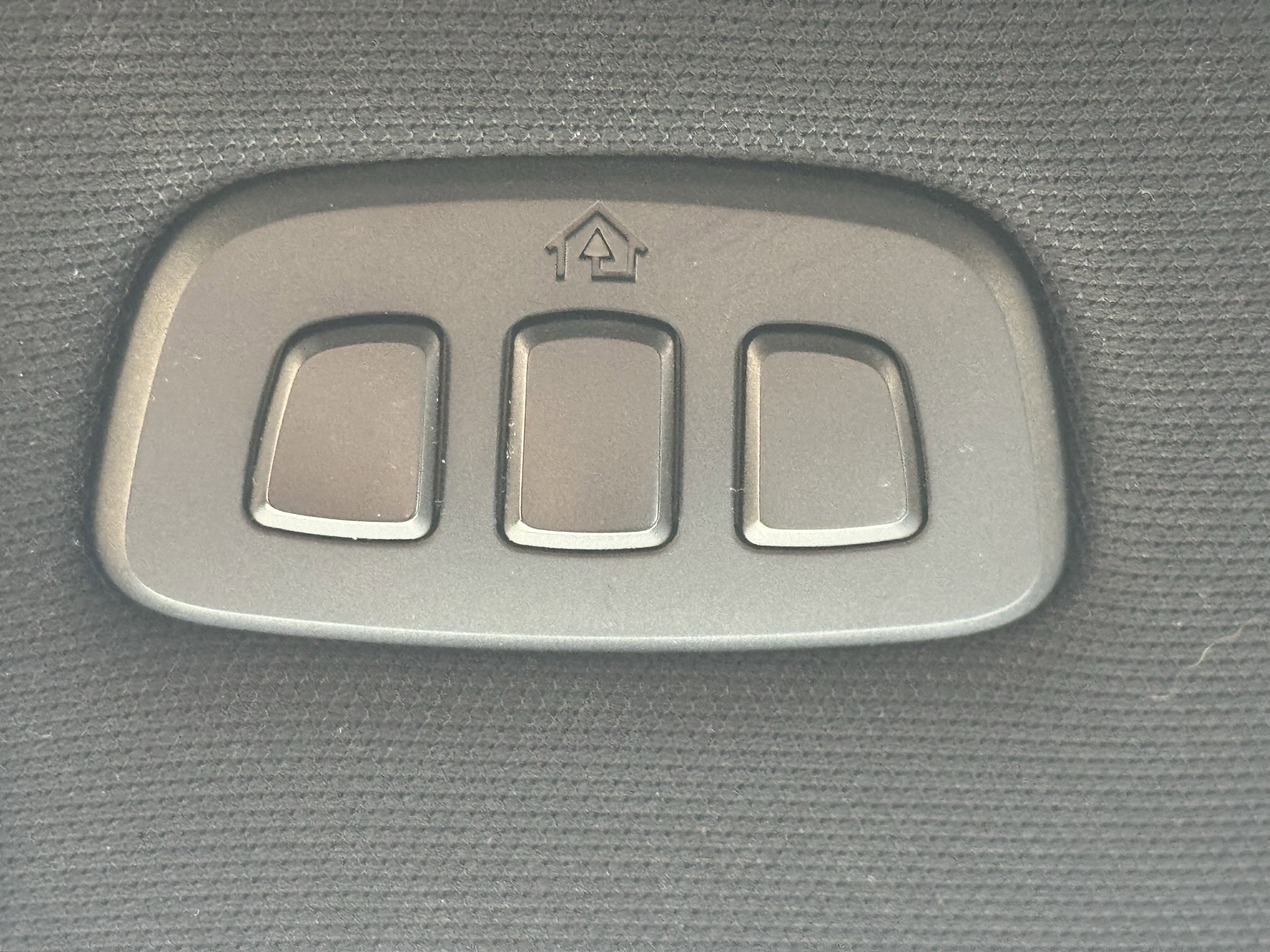 Certified 2020 Ford Explorer ST w/ Premium Technology Package image 24