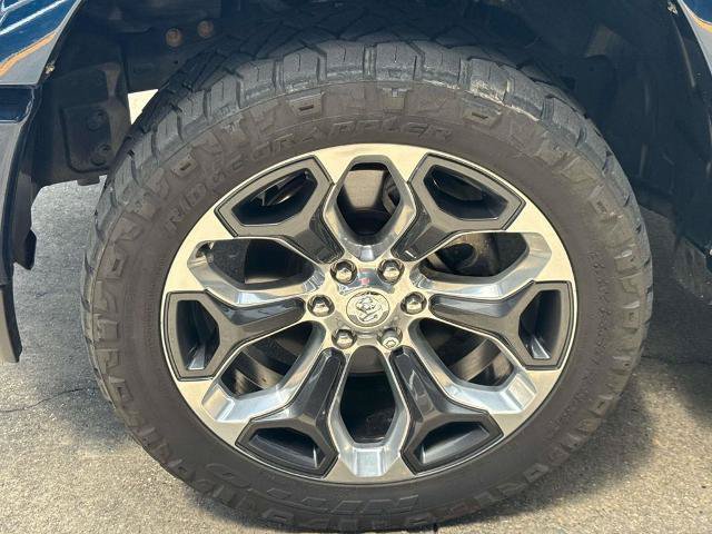 Used 2021 RAM 1500 Limited w/ Body Color Bumper Group AWD/4WD image 4