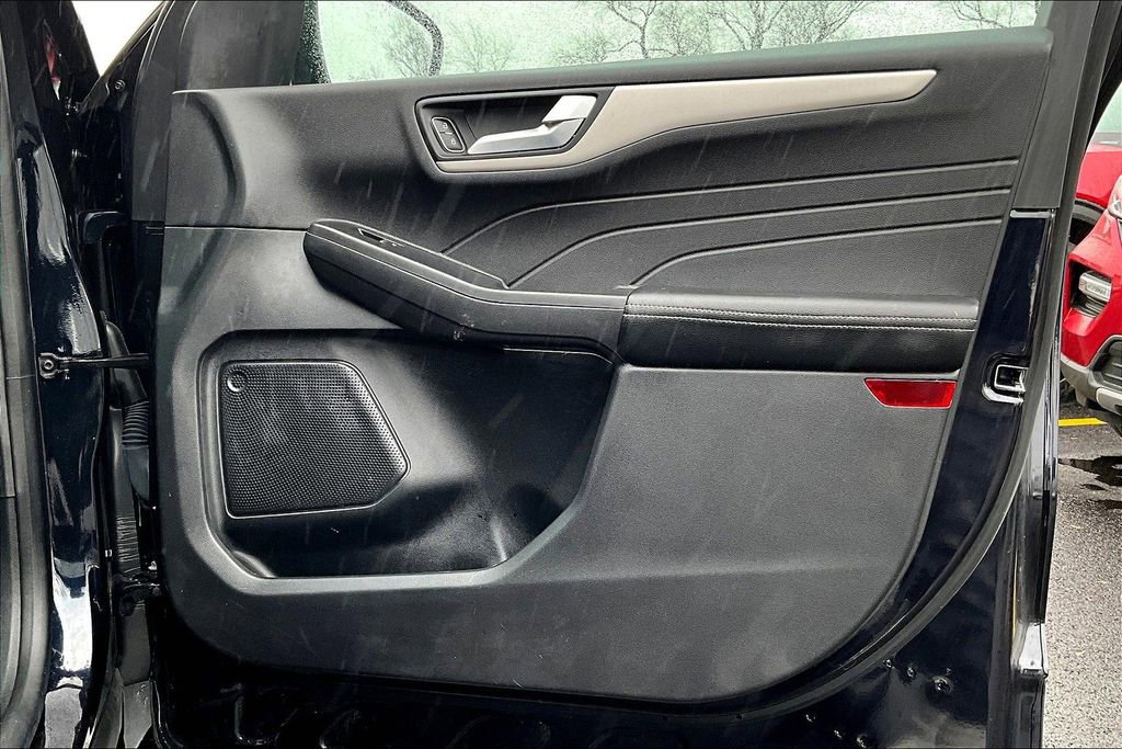 Certified 2021 Ford Escape SEL w/ Technology Package image 24