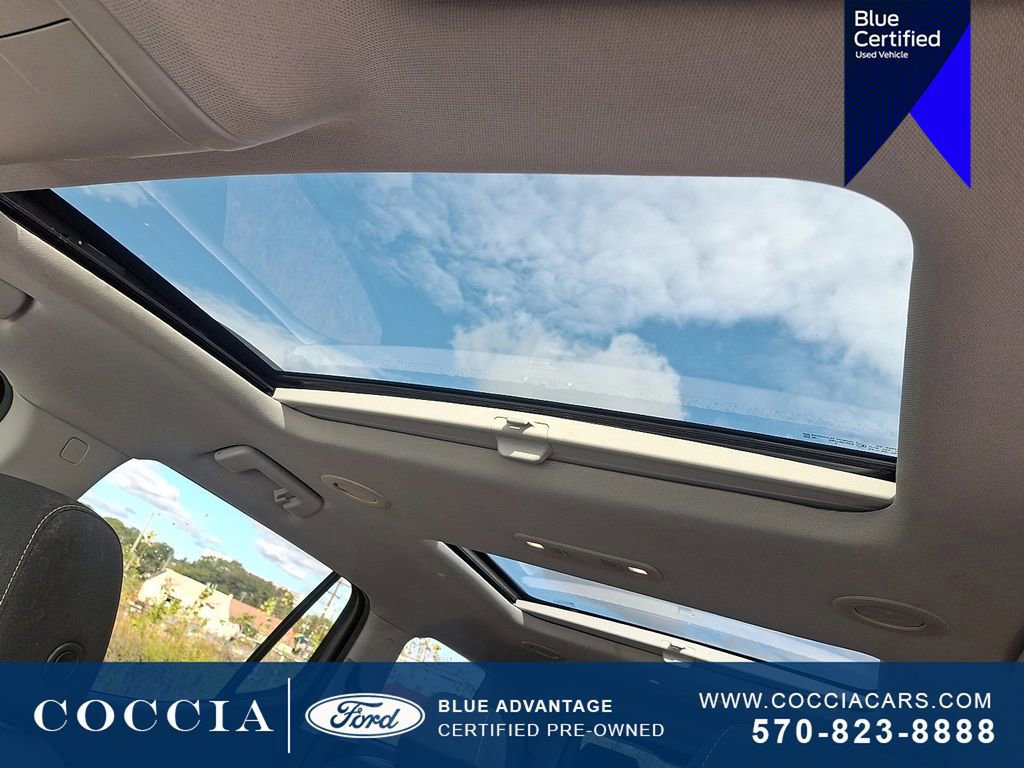 Used 2021 GMC Acadia SLE w/ Driver Convenience Package image 13