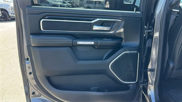 Used 2021 RAM 1500 Laramie w/ Sport Appearance Package AWD/4WD image 14