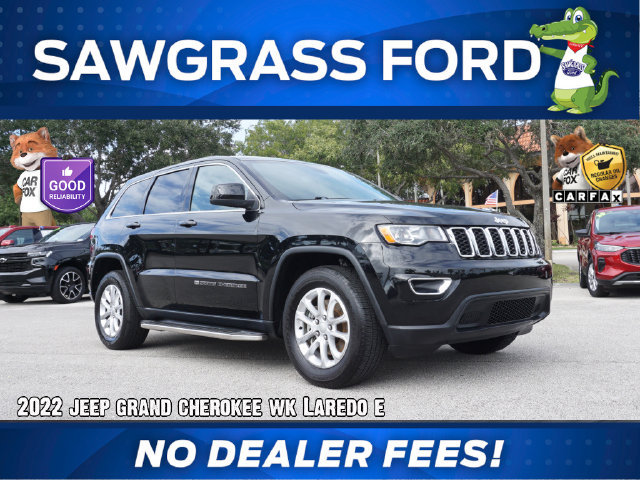 Used 2022 Jeep Grand Cherokee Laredo E RWD image 1