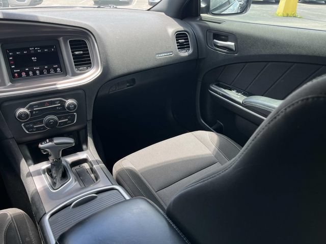 Used 2022 Dodge Charger SXT RWD image 13