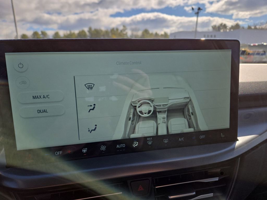 Certified 2025 Ford Escape Active w/ Tech Pack #1 AWD/4WD image 11
