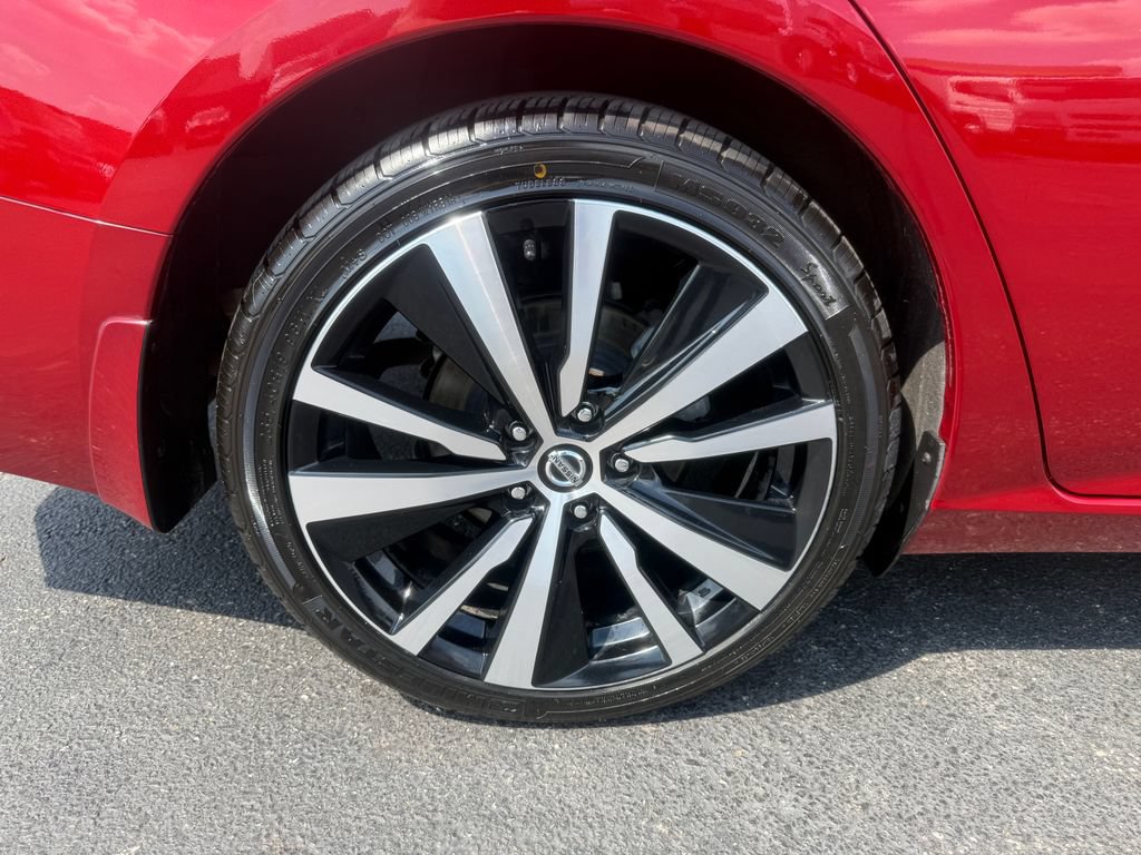 Used 2020 Nissan Altima 2.5 SR w/ Premium Package FWD image 47